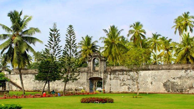anchuthengu