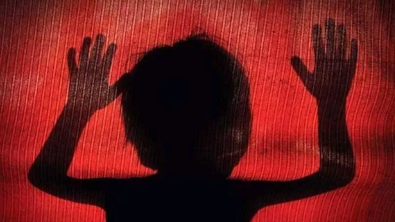 girl-abused