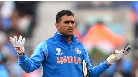 dhoni dhoni
