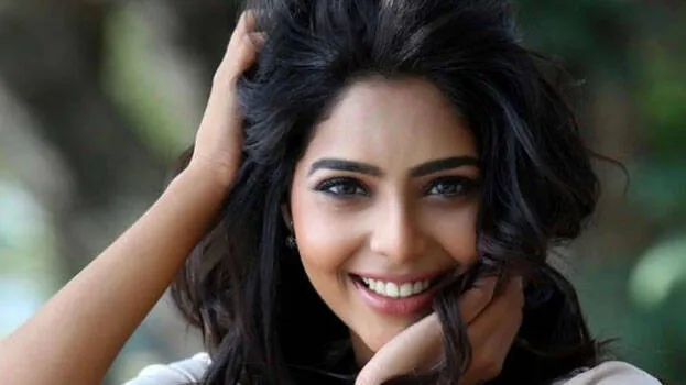 aiswarya-lakshmi-beauty-s
