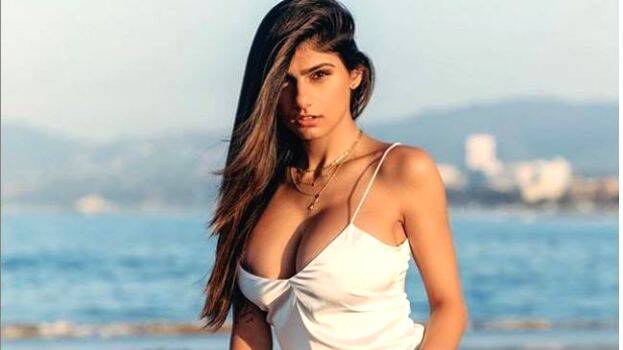 mia-khalifa- mia-khalifa-