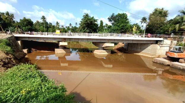 kuzhippilly- kuzhippilly-