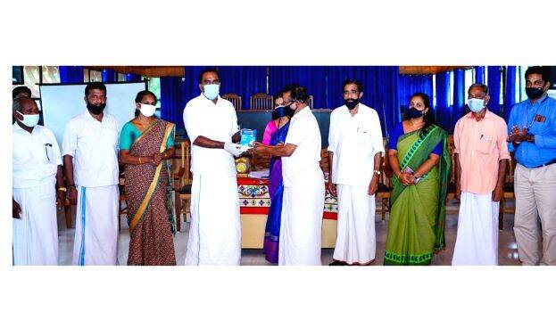 anwar-sadath-mla anwar-sadath-mla