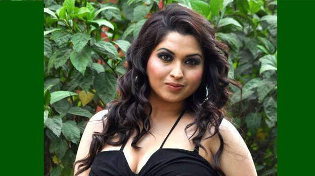 mishti-mukherjee mishti-mukherjee