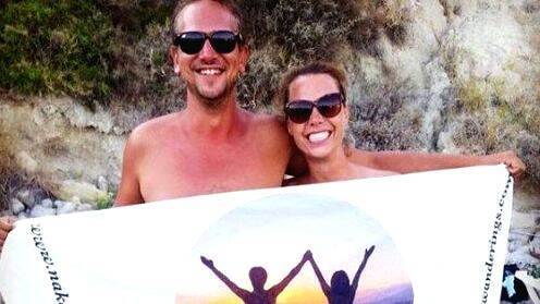 nude-travelers nude-travelers