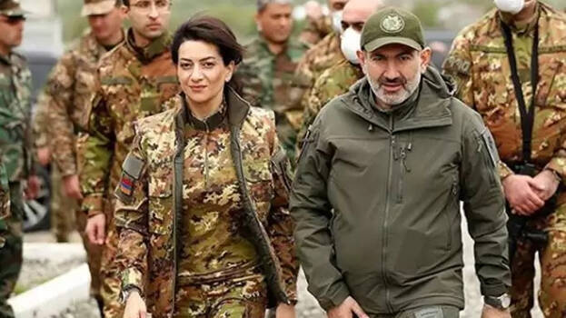 anna-hakobyan anna-hakobyan