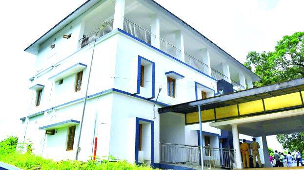 rest-house rest-house