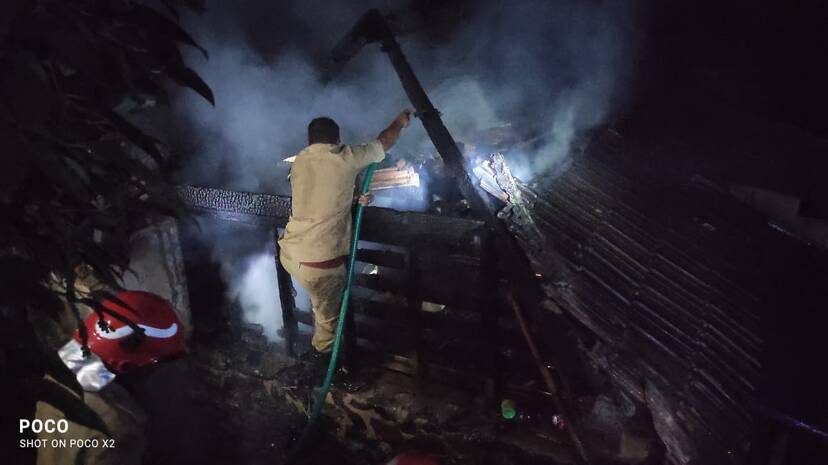 01-house-fire1 01-house-fire1