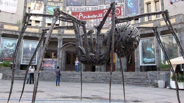 spider-statue-in-yerevan- spider-statue-in-yerevan-