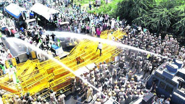 farmers-protest farmers-protest