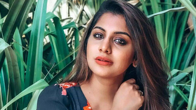 meera-nandan meera-nandan