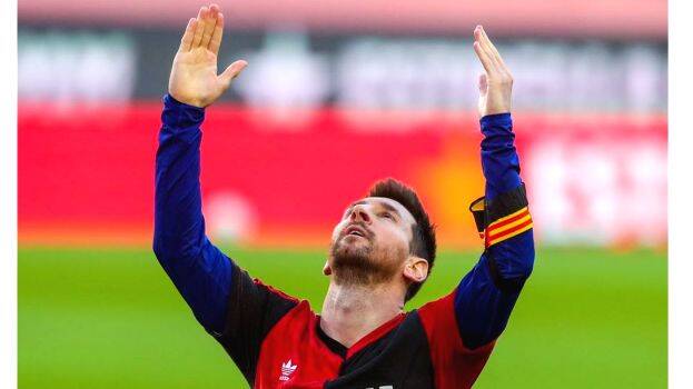 messi-maradona messi-maradona