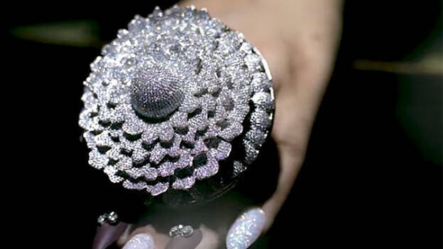 diamond-ring diamond-ring