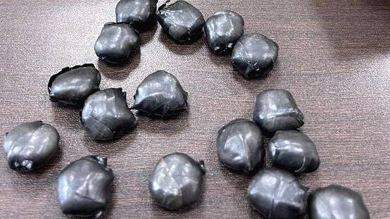 makeup-artist makeup-artist