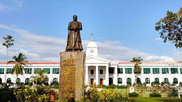 govt-holiday govt-holiday