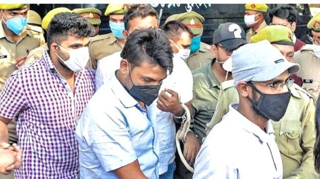 campus-front campus-front