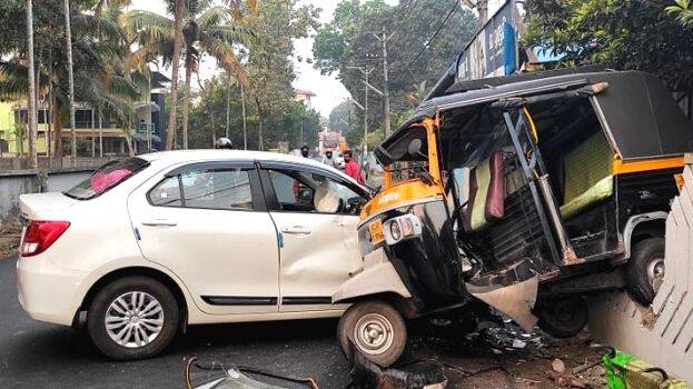 accident-paravur- accident-paravur-