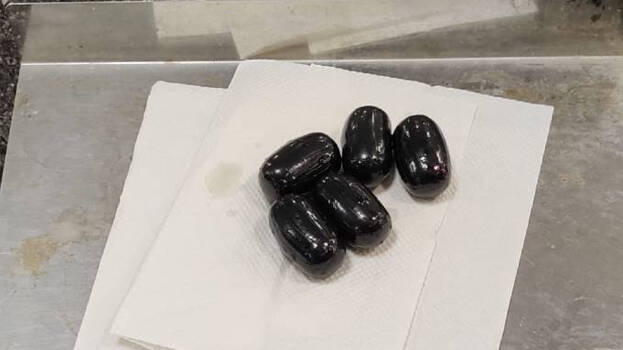 gold-smuggling gold-smuggling