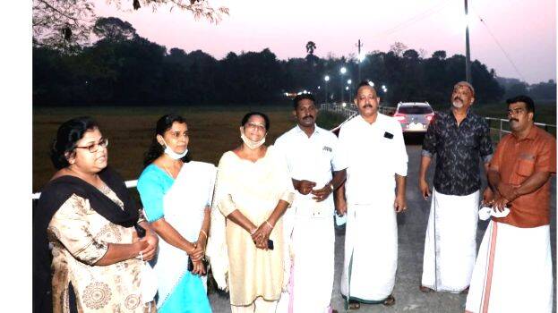 10-kzhrynalumanikattu 10-kzhrynalumanikattu