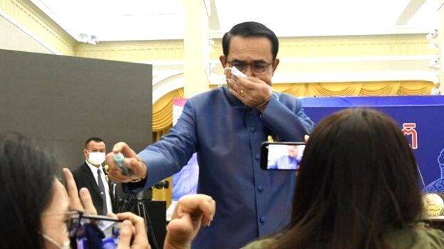 prayuth-chan-ocha prayuth-chan-ocha