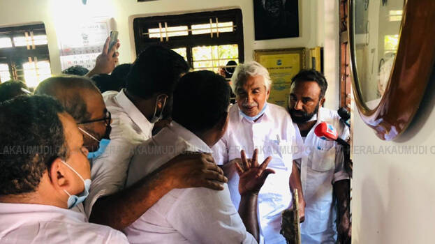 oommen-chandy oommen-chandy