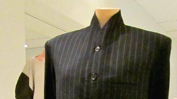 khadi-mujeeb-jacket khadi-mujeeb-jacket