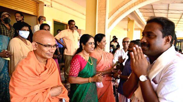 vottu-abhyardhikkunnu vottu-abhyardhikkunnu