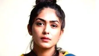mrunal-thakur