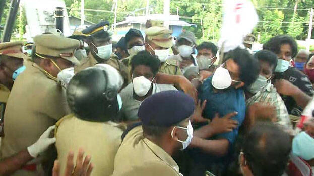 kollam-bypass-protest