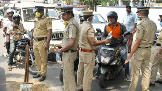 lock-down-kerala