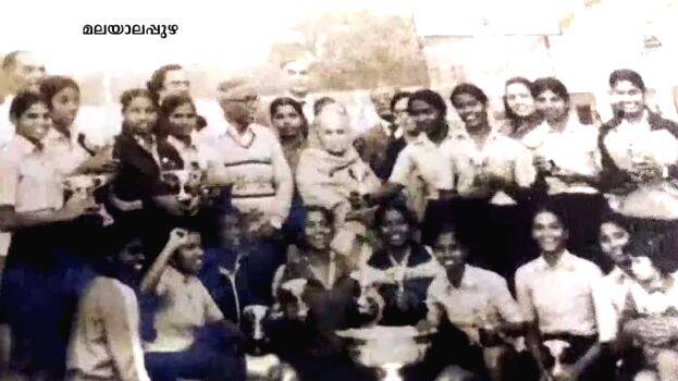 womens-hocky-team-in-1980