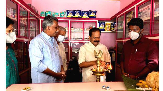 29-community-pharmacy 29-community-pharmacy