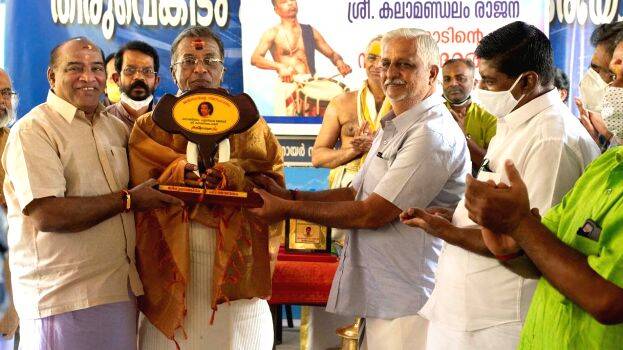 news-photo news-photo