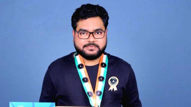 praveen-bhaskar praveen-bhaskar