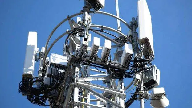 5-g-tower