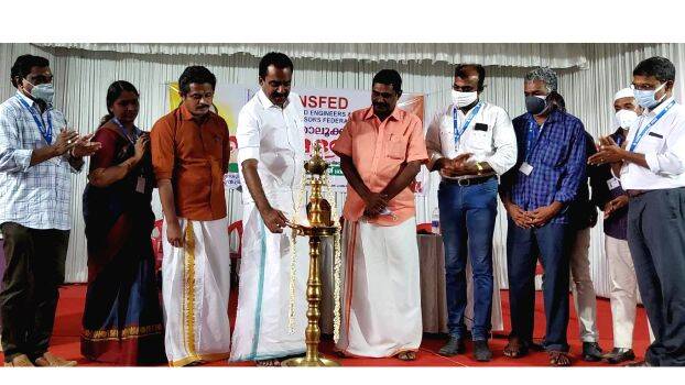 anwar-sadath-mla anwar-sadath-mla