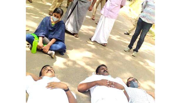 k-rail-prethishedham- k-rail-prethishedham-