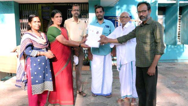 land-hand-over land-hand-over