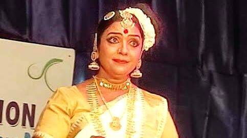 mohiniyattam mohiniyattam