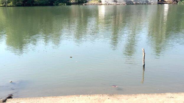 erangukadave erangukadave