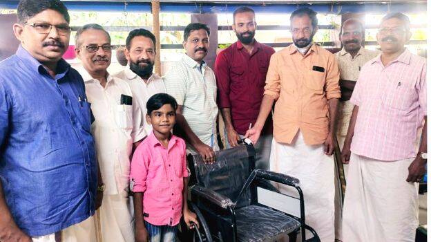 wheel-chair wheel-chair