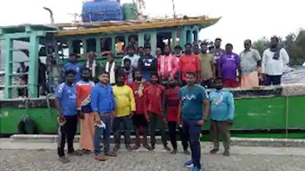 fishermen-in-seychells fishermen-in-seychells