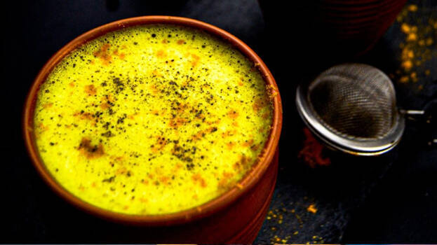 turmeric-milk turmeric-milk