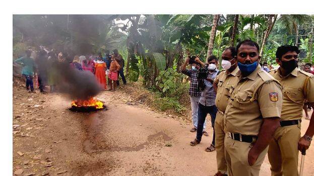 pootham-kunnu pootham-kunnu