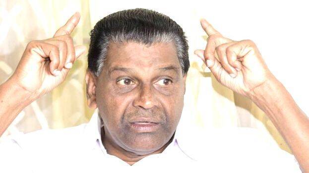 thiruvanchur-radhakrishna thiruvanchur-radhakrishna