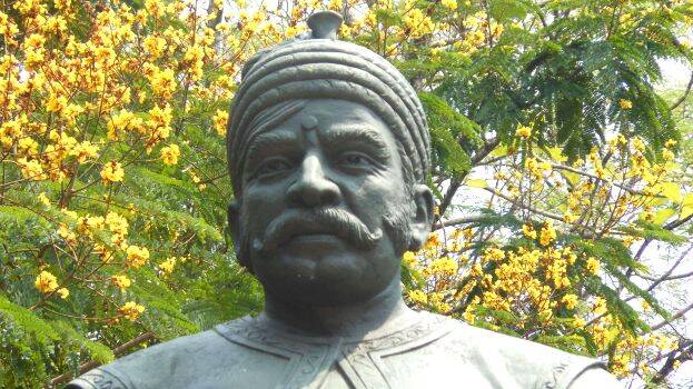 veluthambi-dalava veluthambi-dalava