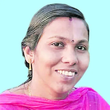 akhila-sreekumar-31