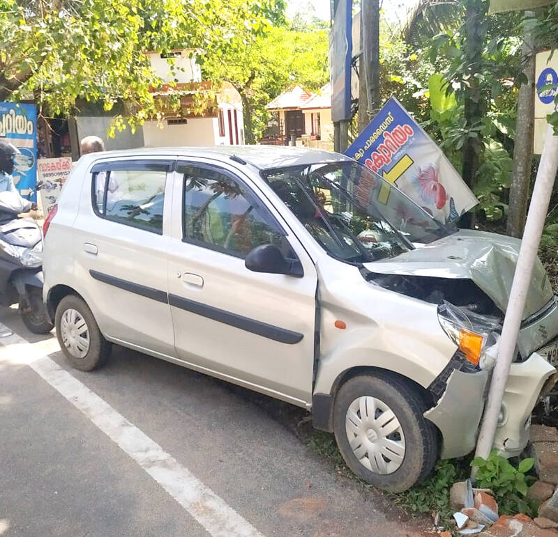 car-accident-malianka car-accident-malianka