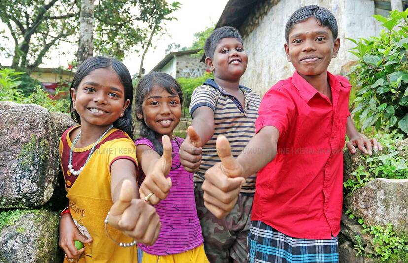 students-waiting students-waiting