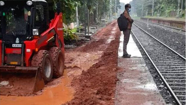 railway-station railway-station